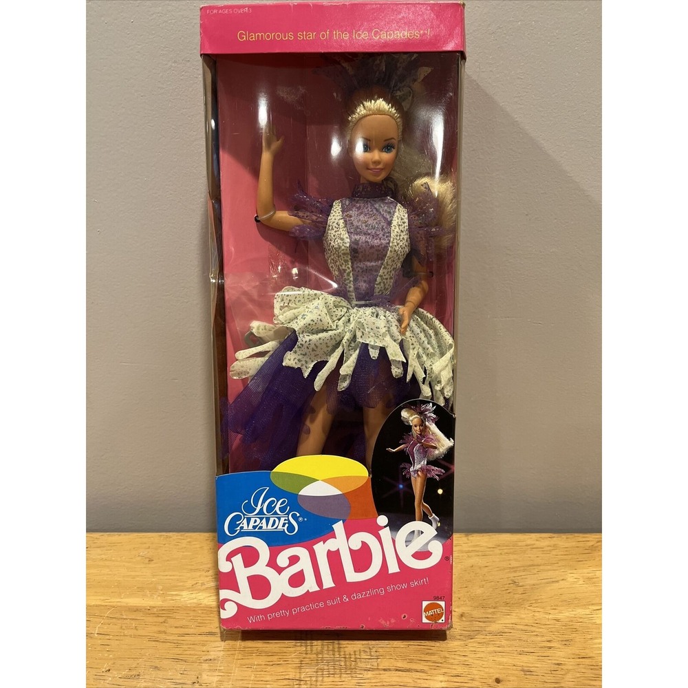 Ice Capades Barbie Doll 1990‎ Mattel 9847 NRFB